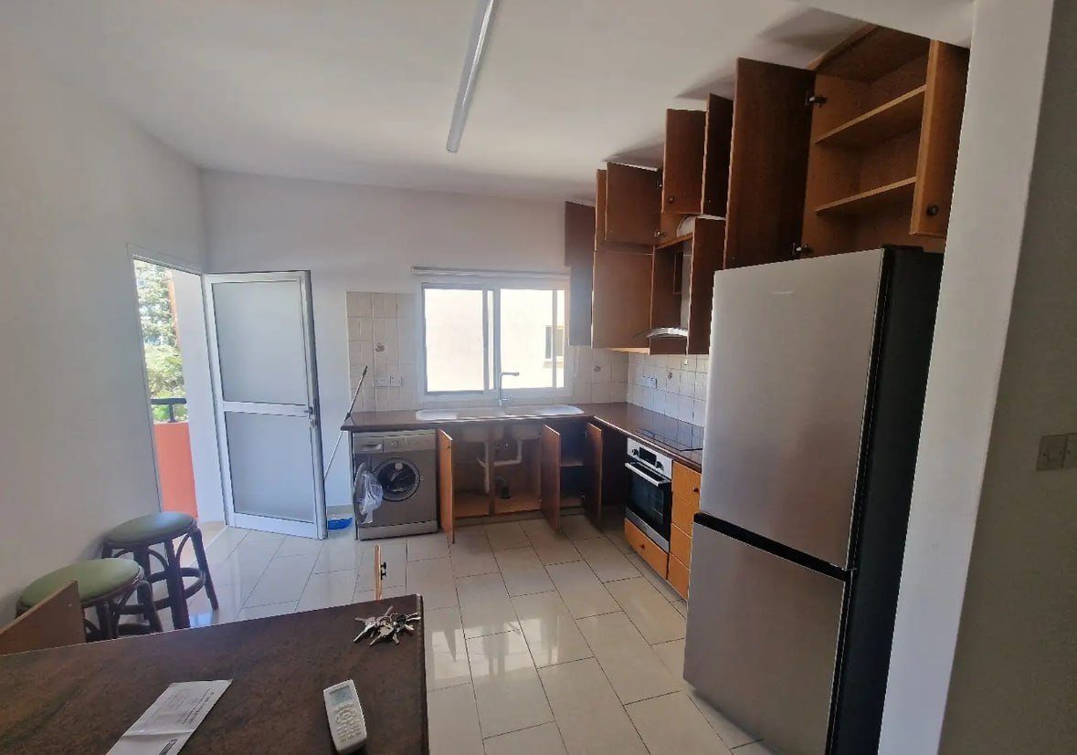 2 BR Apartment in Mesa Geitonia, Limassol photo 2