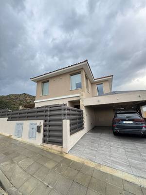 4 BR House in Agia Paraskevi, Limassol thumbnail 2