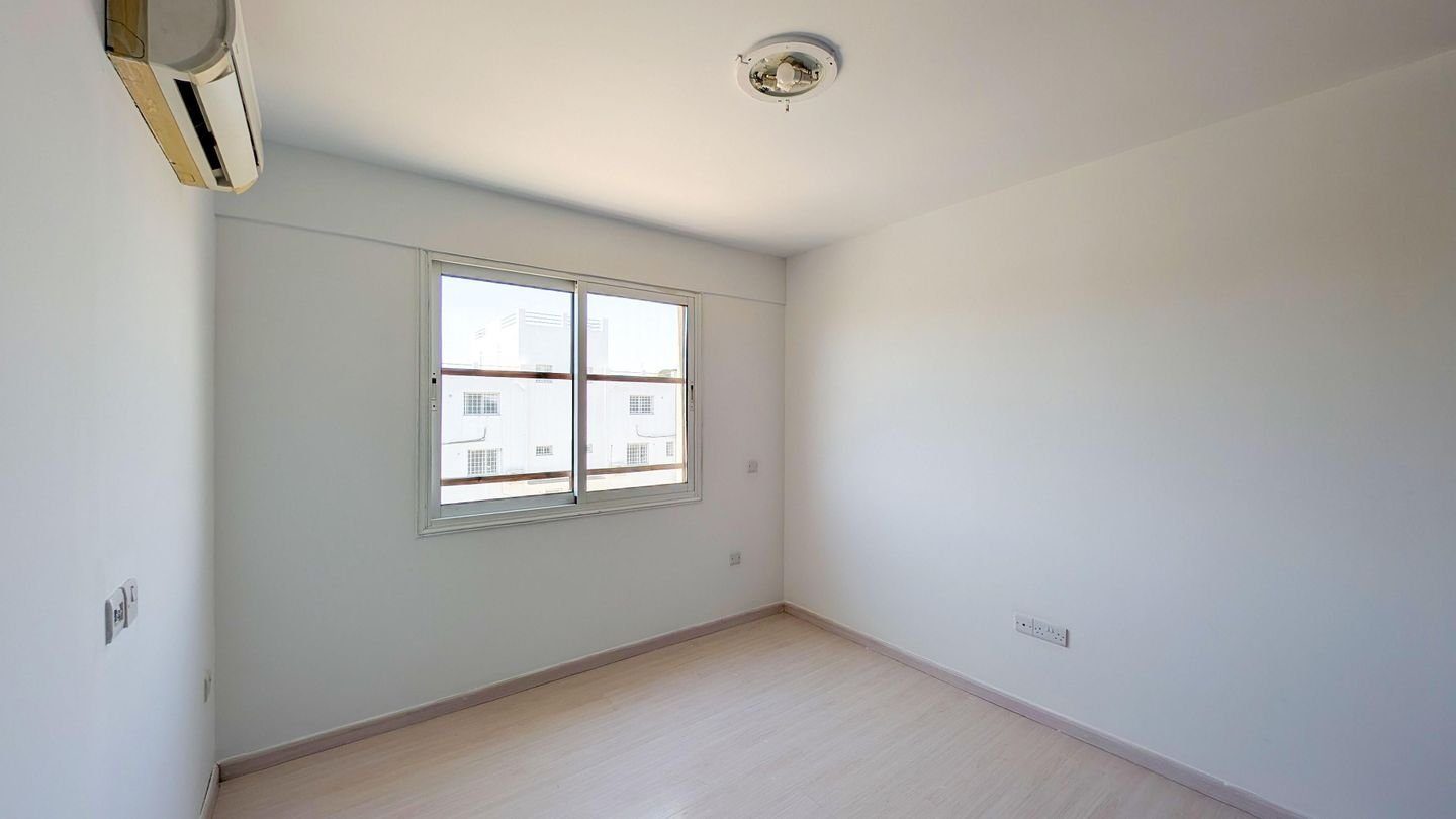 Two-Bedroom Apartment in Kolossi, Limassol photo 11