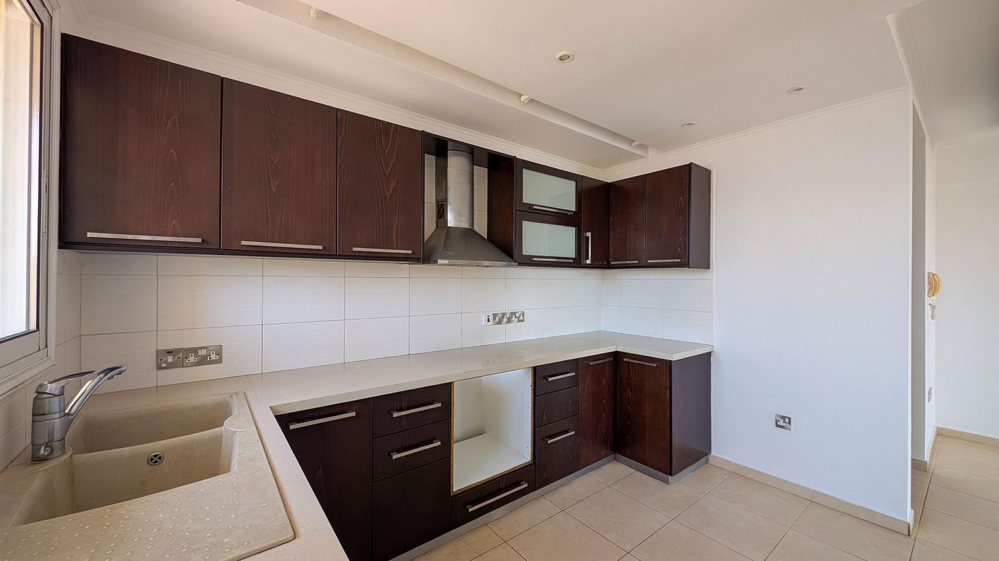 2 BR Apartment in Kolossi, Limassol photo 9