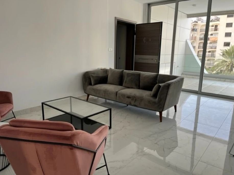 2 BR Apartment in Germasogeia photo 3