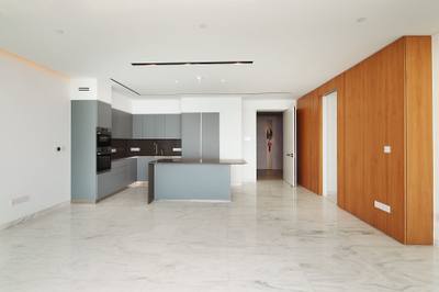 2 BR Apartment with Panoramic Sea Views in Neapolis, Limassol thumbnail 4