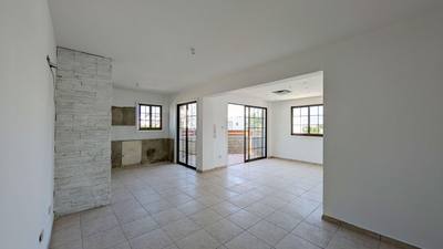 Three-Bedroom Apartment in Panagia, Nicosia thumbnail 6