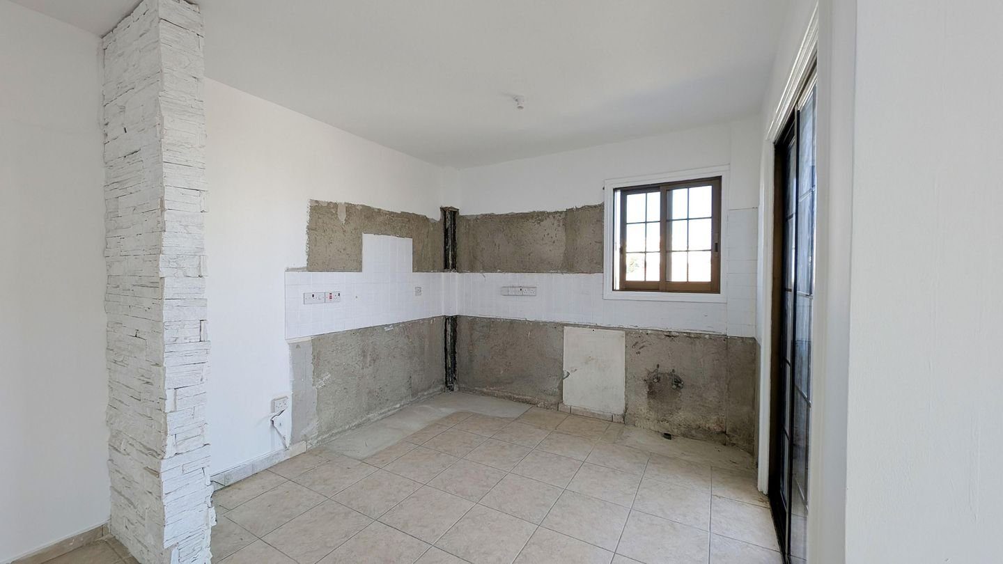 Three-Bedroom Apartment in Panagia, Nicosia photo 7