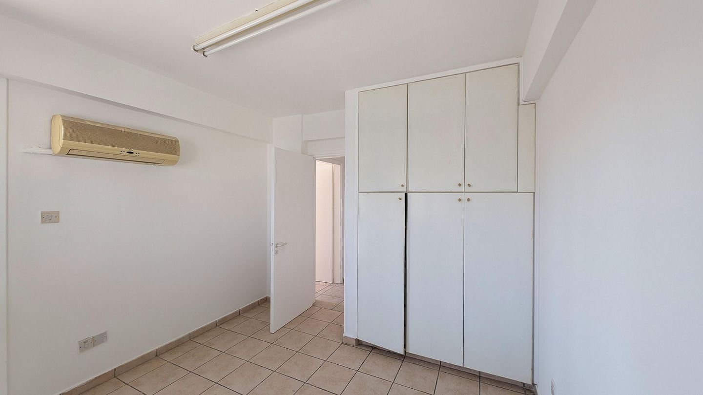 Three-Bedroom Apartment in Panagia, Nicosia photo 8