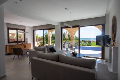 5 BR Villa in Agia Thekla, Famagusta thumbnail 6