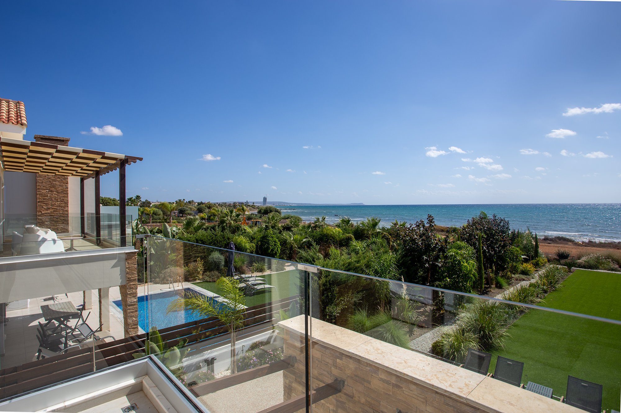 5 BR Villa in Agia Thekla, Famagusta photo 2