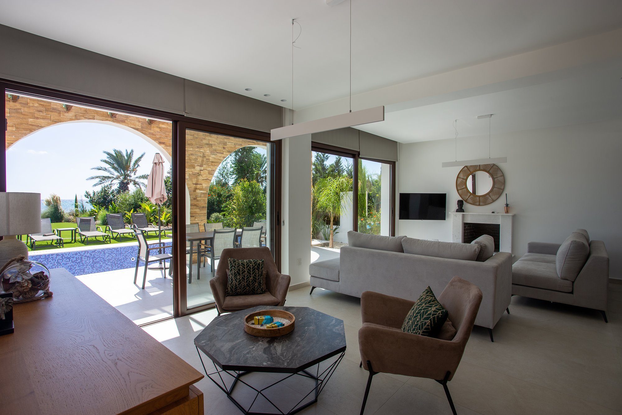 5 BR Villa in Agia Thekla, Famagusta photo 8