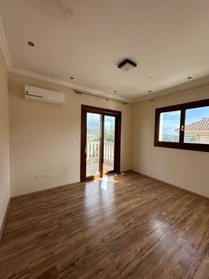 4 BR Villa in Mouttagiaka, Limassol thumbnail 8