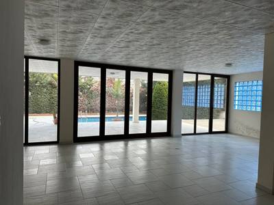 4 BR Villa in Mouttagiaka, Limassol thumbnail 7