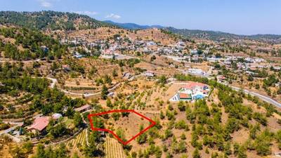 Shared residential field in Agios Epifanios Oreinis, Nicosia thumbnail 2