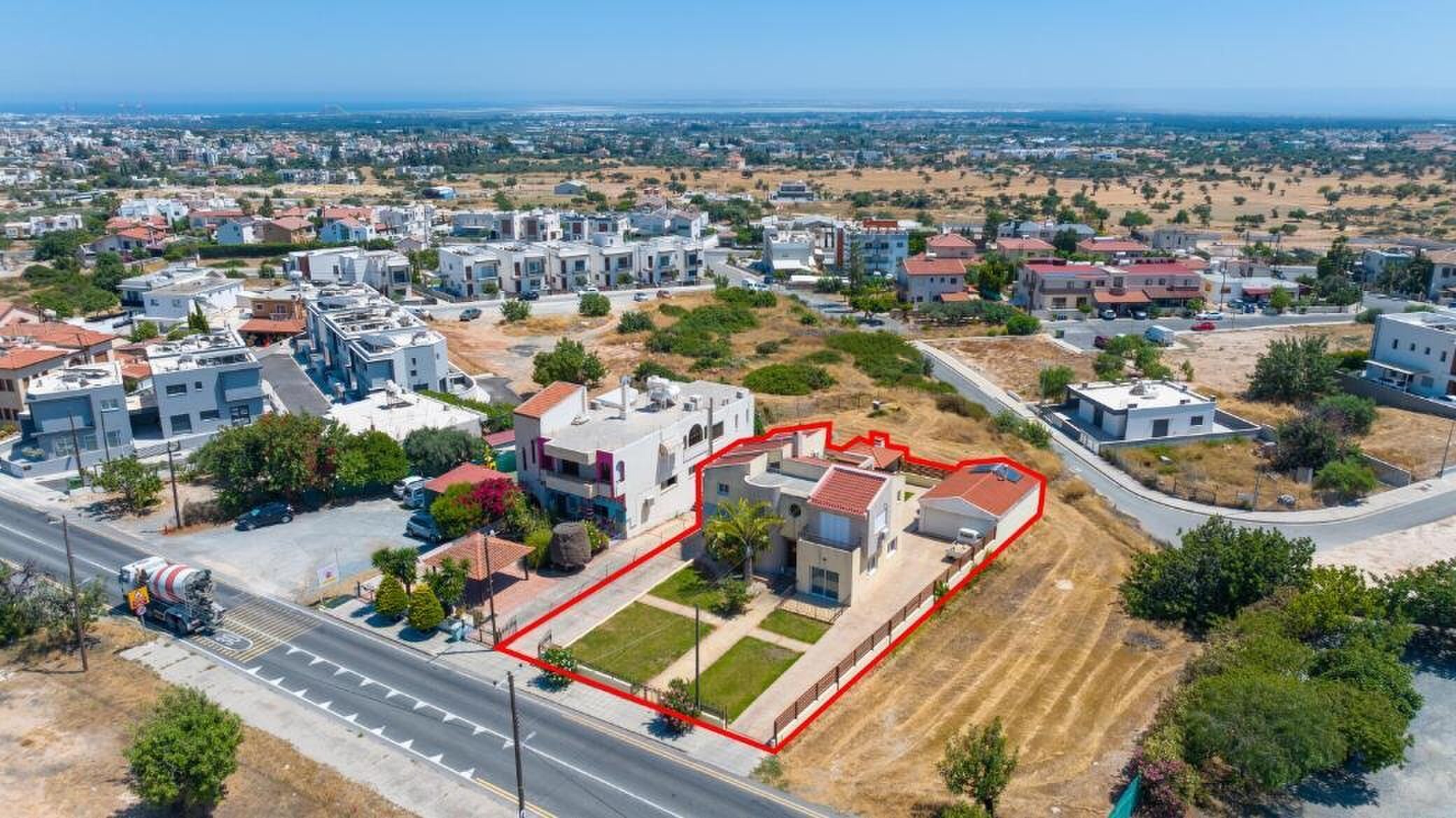 4 bedroom house in Ypsonas, Limassol photo 2
