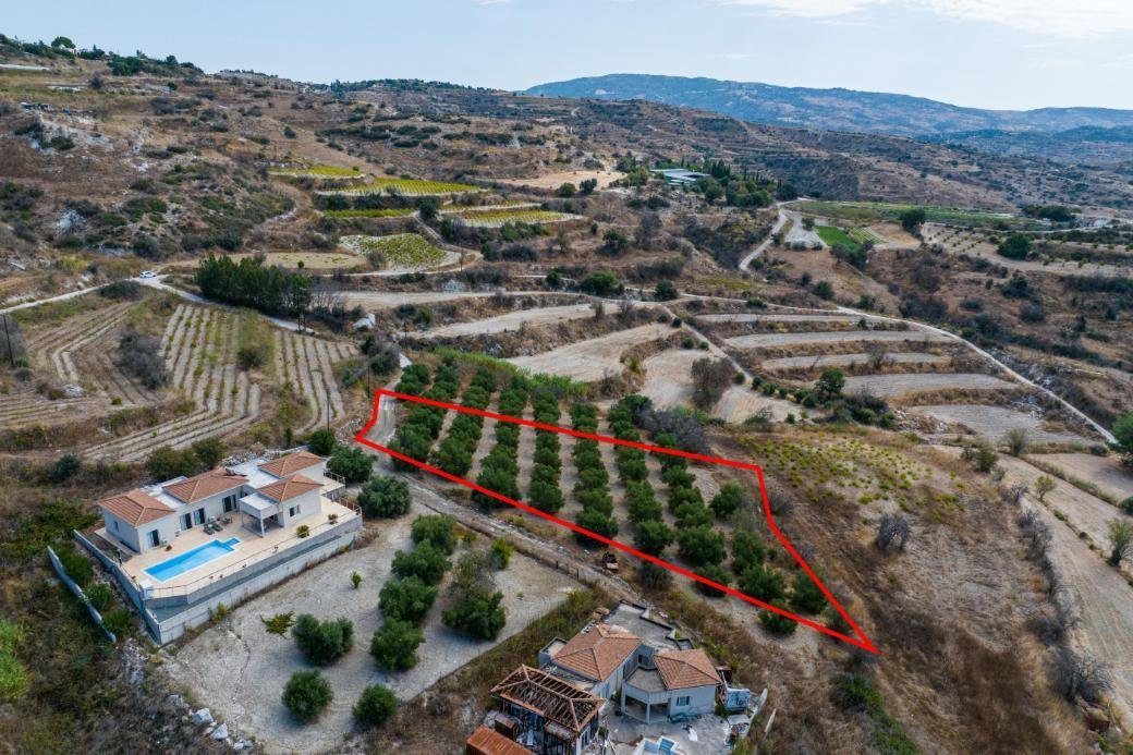Agricultural field in Polemi, Paphos photo 2