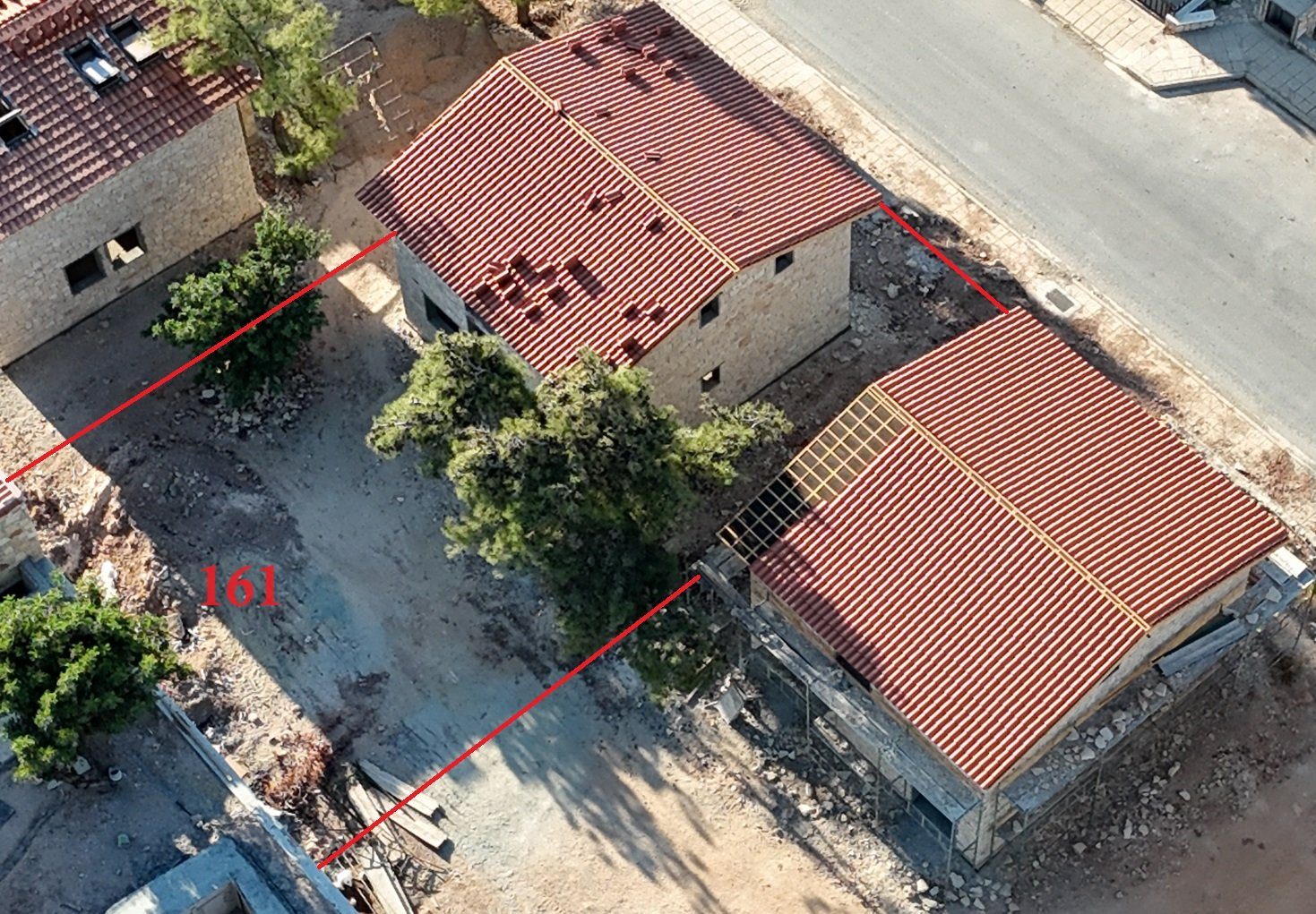 4 BR House in Souni photo 5