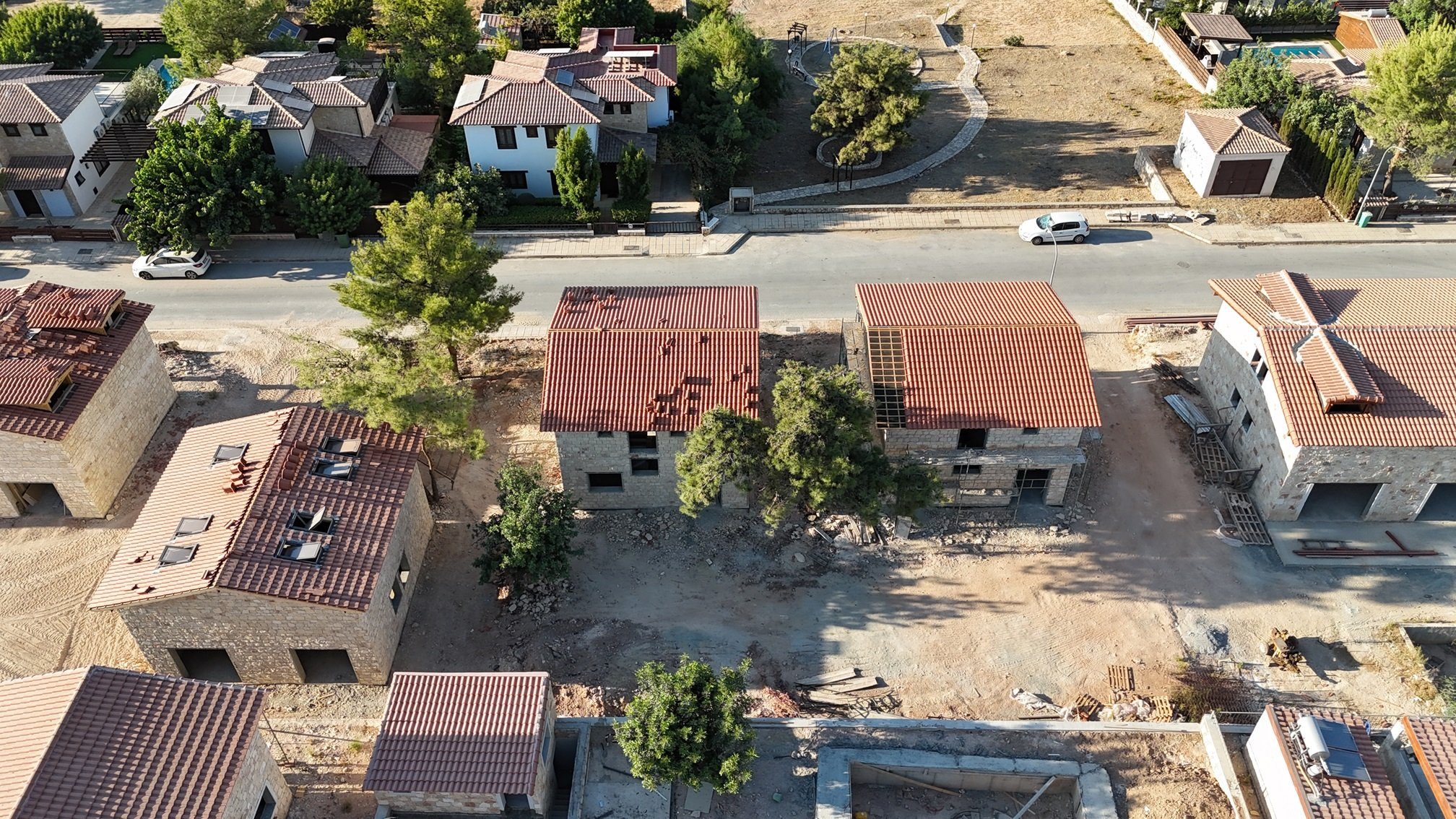 4 BR House in Souni photo 3