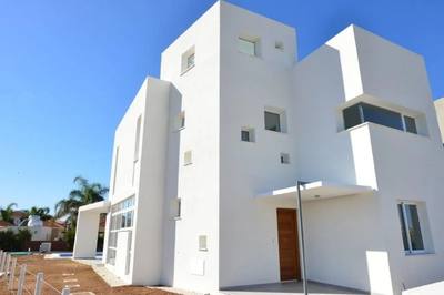 3 BR Villa in Pegeia, Paphos thumbnail 11
