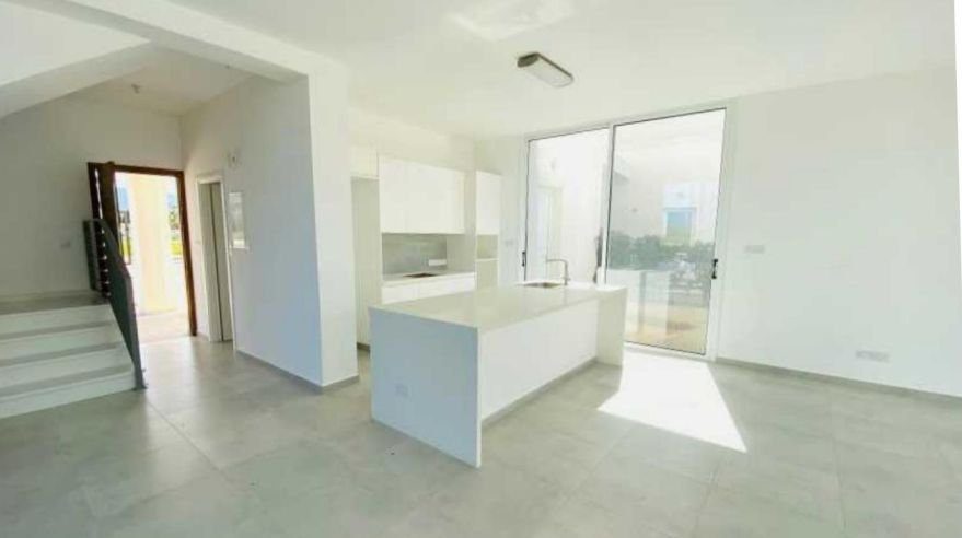 3 BR Villa in Pegeia, Paphos photo 10