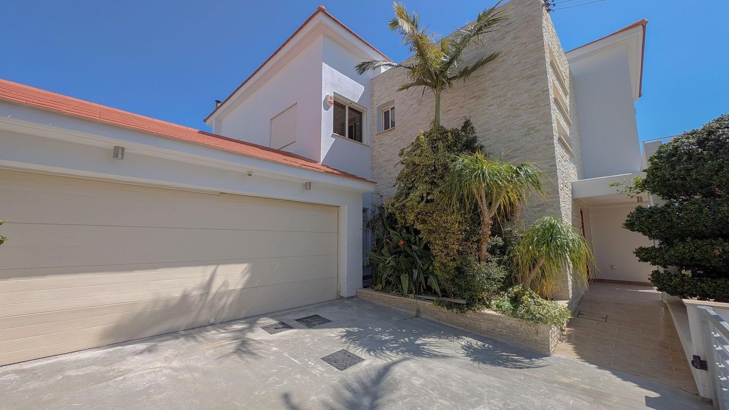 Elegant 4-Bedroom Home with Basement & Pool in Agios Athanasios, Limassol photo 58