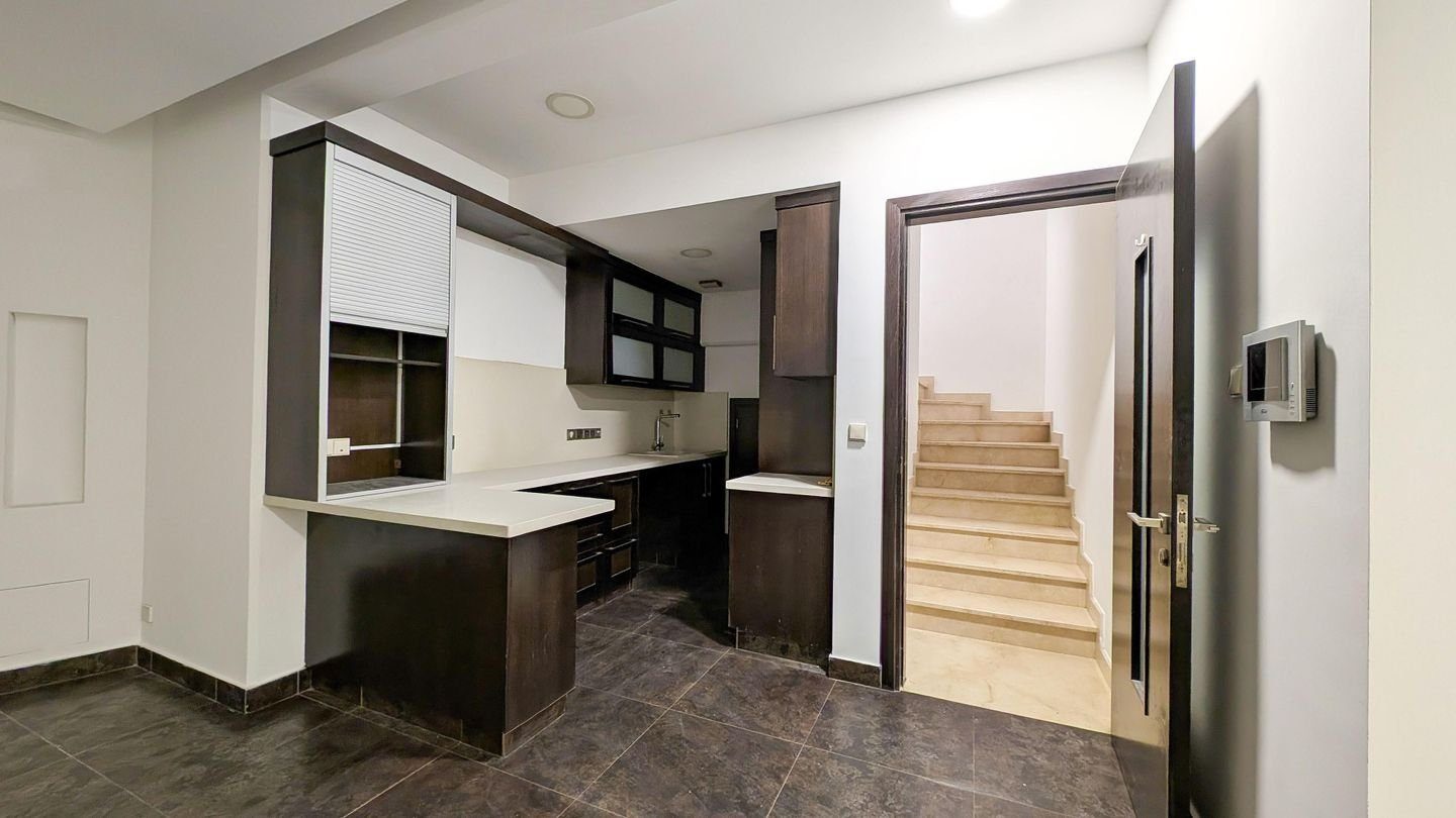 Elegant 4-Bedroom Home with Basement & Pool in Agios Athanasios, Limassol photo 40