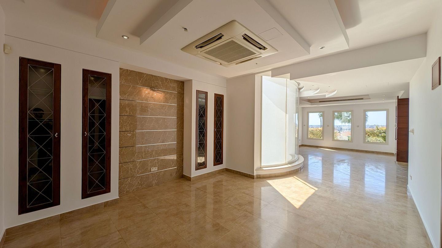 Elegant 4-Bedroom Home with Basement & Pool in Agios Athanasios, Limassol photo 30