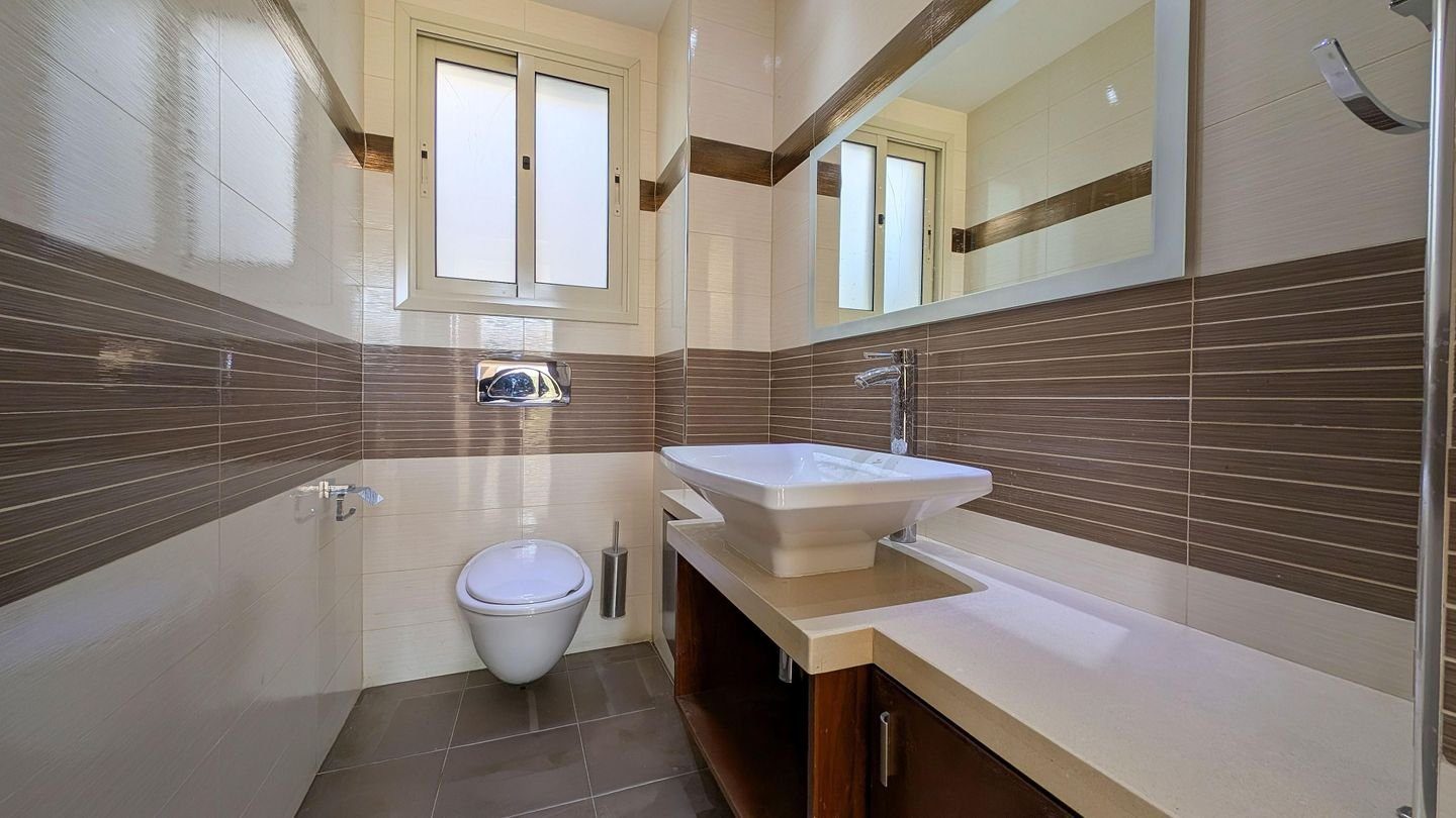 Elegant 4-Bedroom Home with Basement & Pool in Agios Athanasios, Limassol photo 57