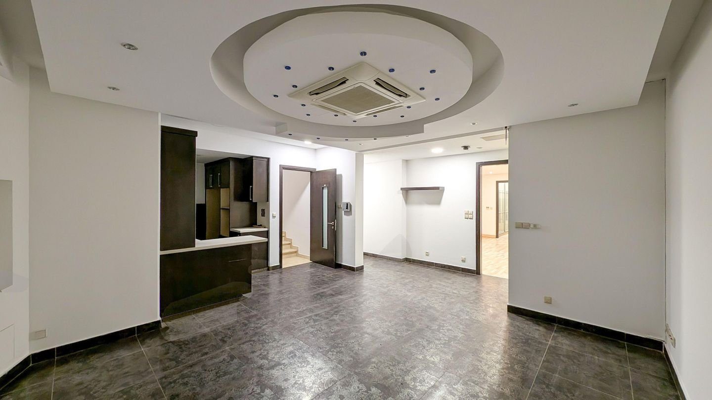 Elegant 4-Bedroom Home with Basement & Pool in Agios Athanasios, Limassol photo 41