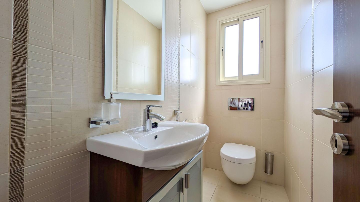 Elegant 4-Bedroom Home with Basement & Pool in Agios Athanasios, Limassol photo 33