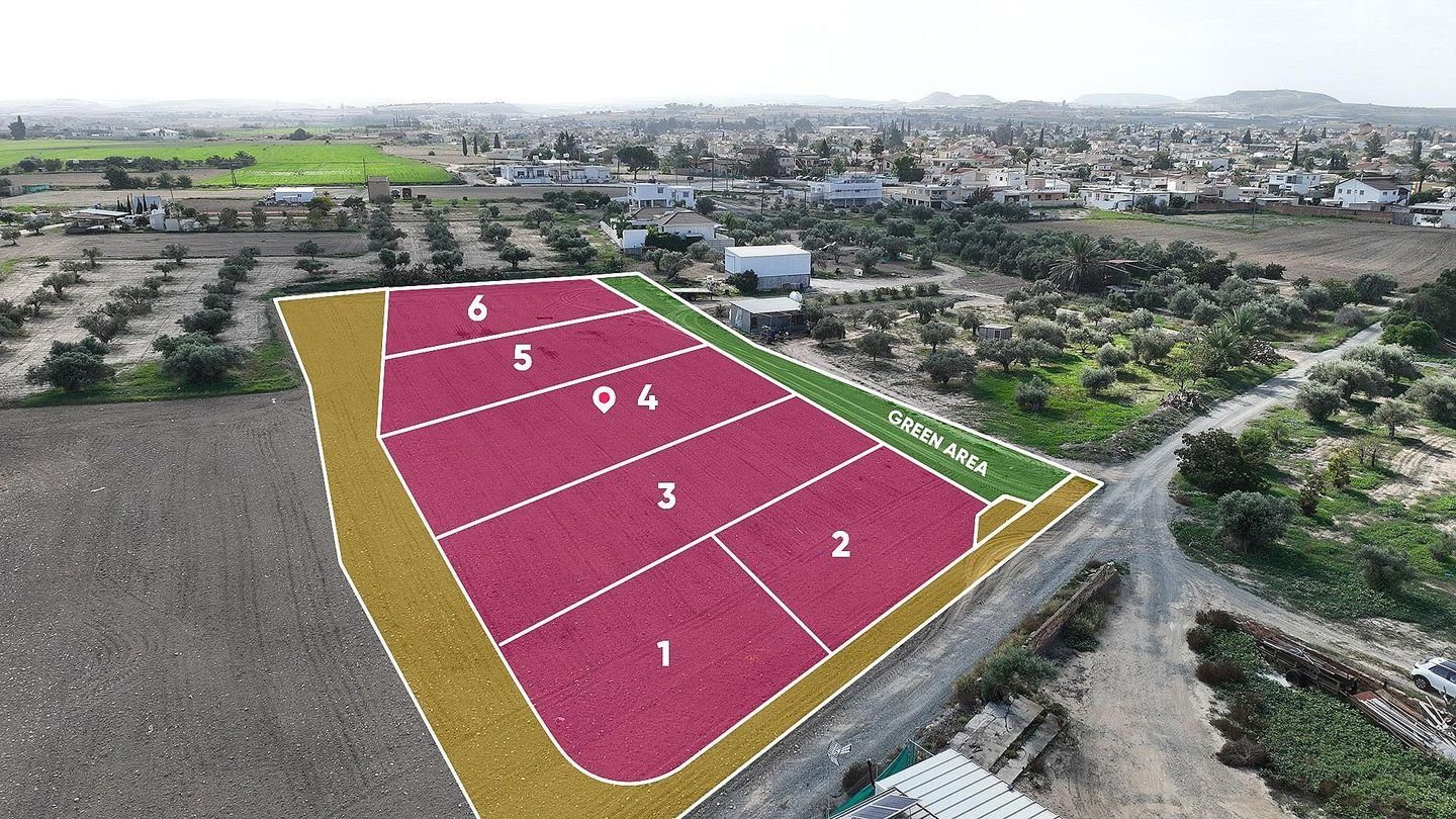 Residential field in Athienou, Larnaca photo 1