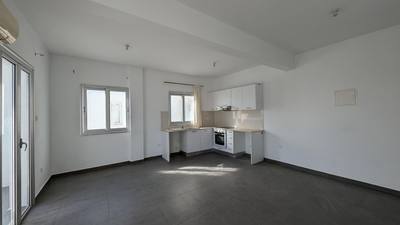 Two-Bedroom Apartment in Mazotos, Larnaca thumbnail 13