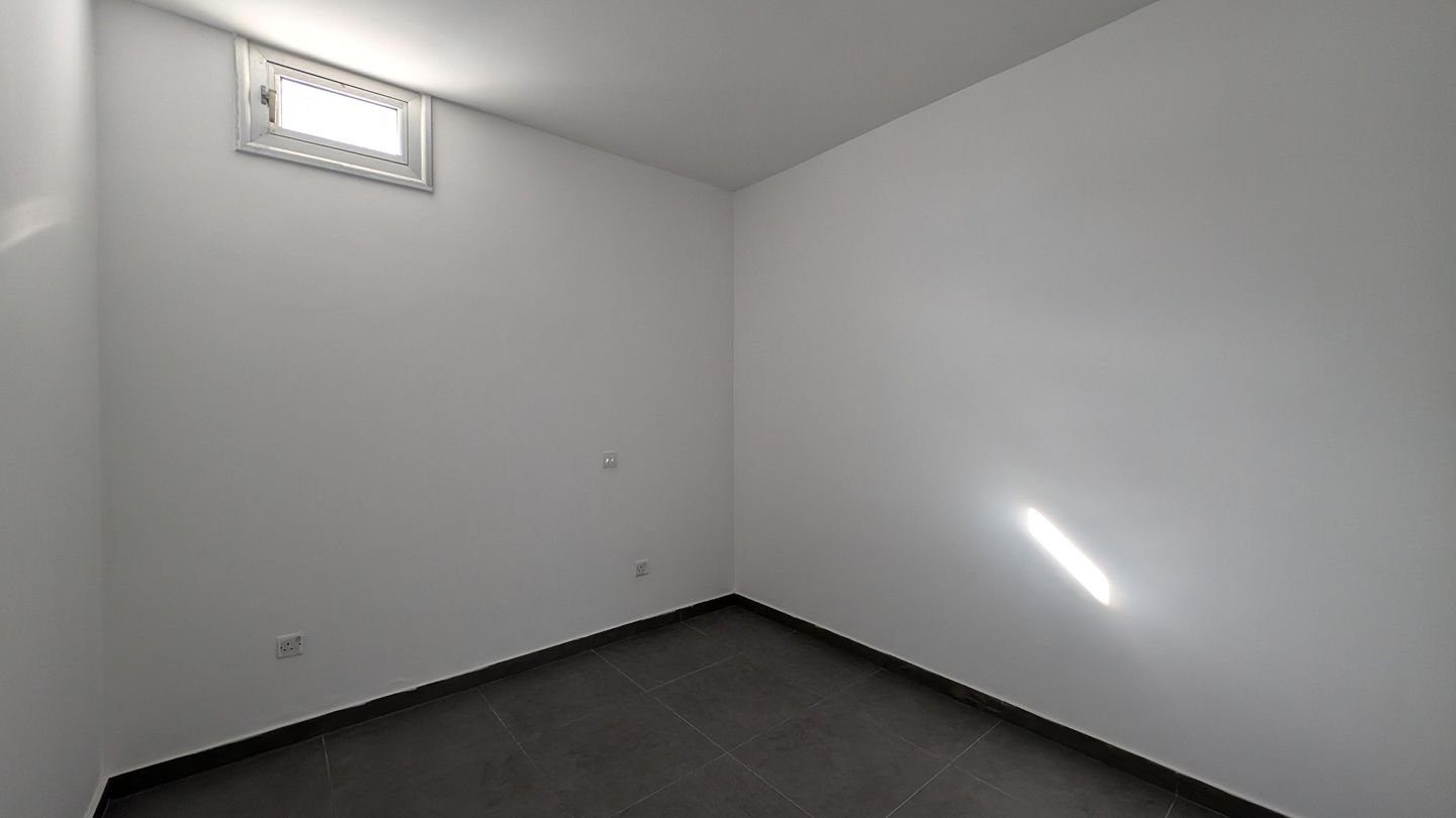 Two-Bedroom Apartment in Mazotos, Larnaca photo 15