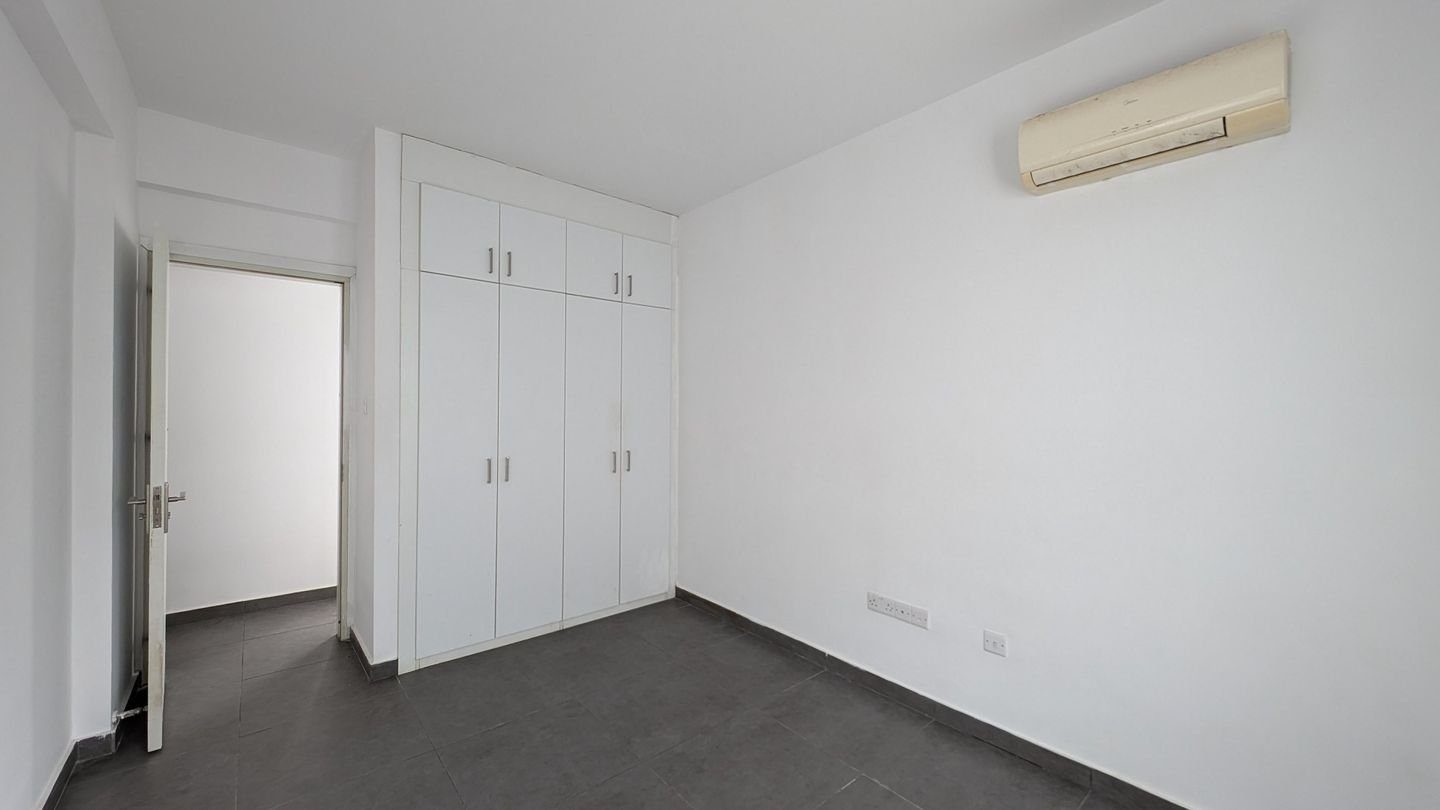 Two-Bedroom Apartment in Mazotos, Larnaca photo 9