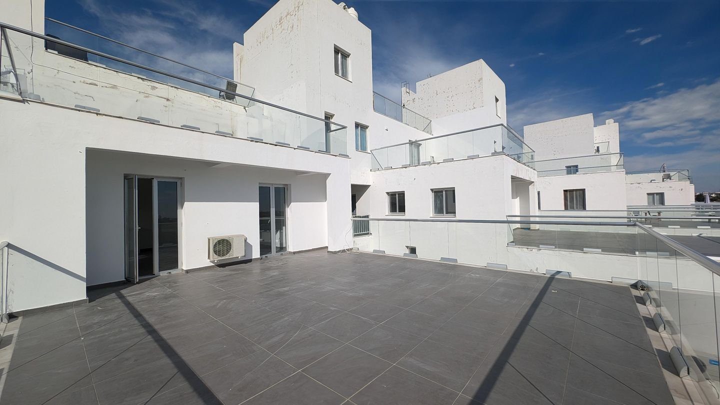 Two-Bedroom Apartment in Mazotos, Larnaca photo 20