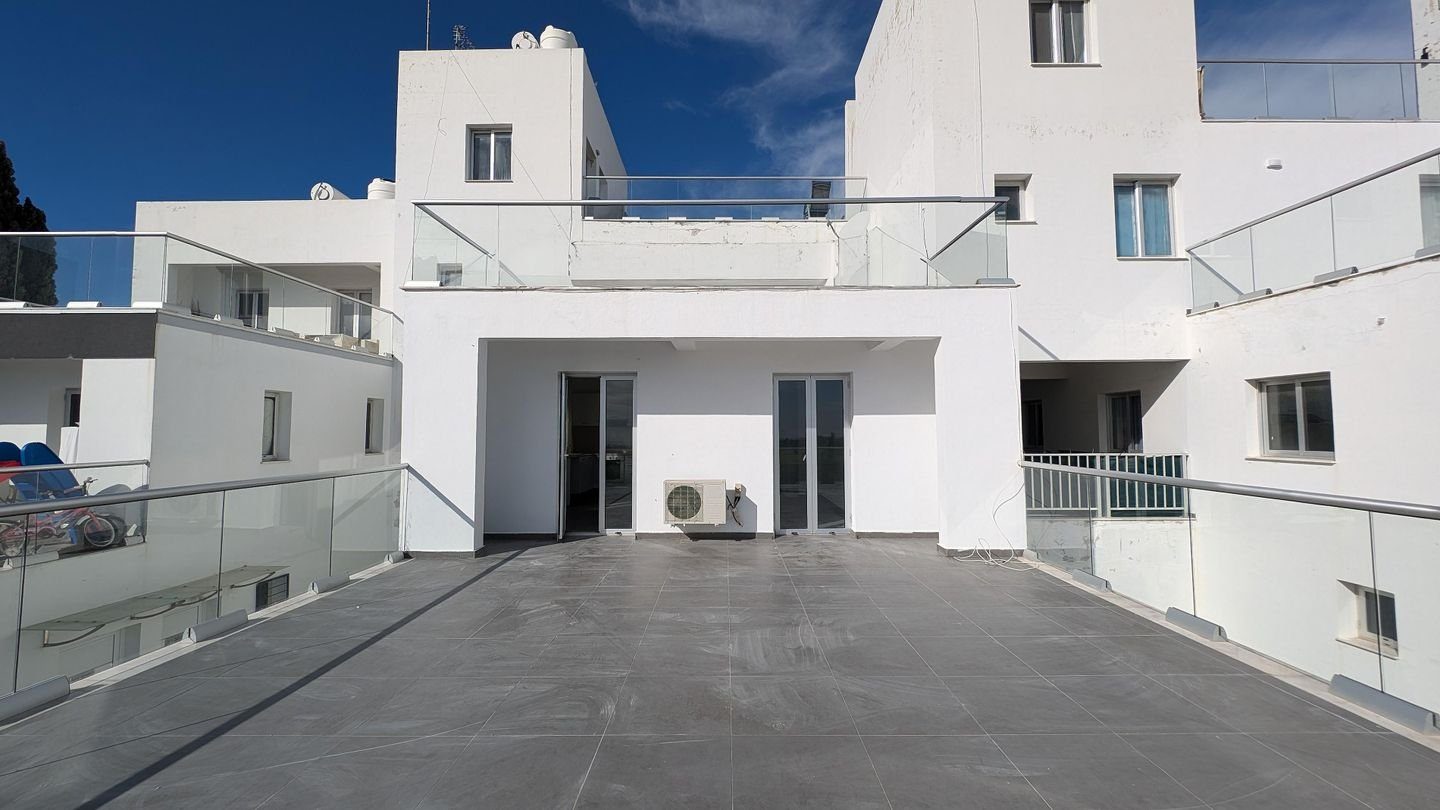 Two-Bedroom Apartment in Mazotos, Larnaca photo 19