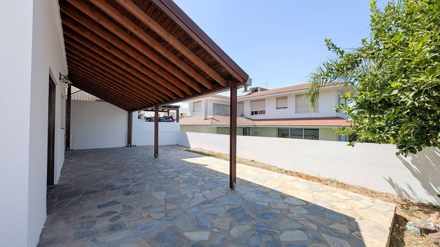 Three-Bedroom semi-detached house in Pera Chorio, Nicosia photo 21