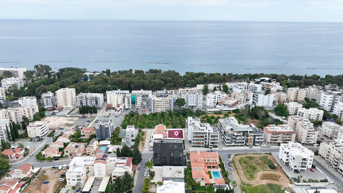 (Share) Distributed Touristic Plot in Germasogeia, Limassol — photo 2