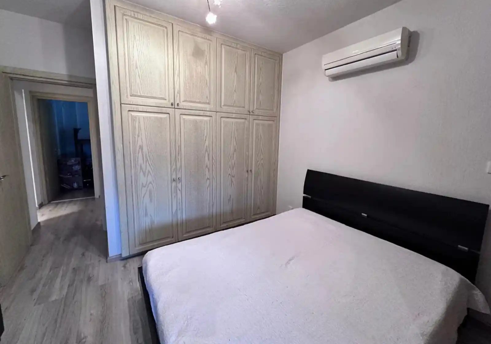 2 BR Apartment in Mesa Geitonia, Limassol photo 9