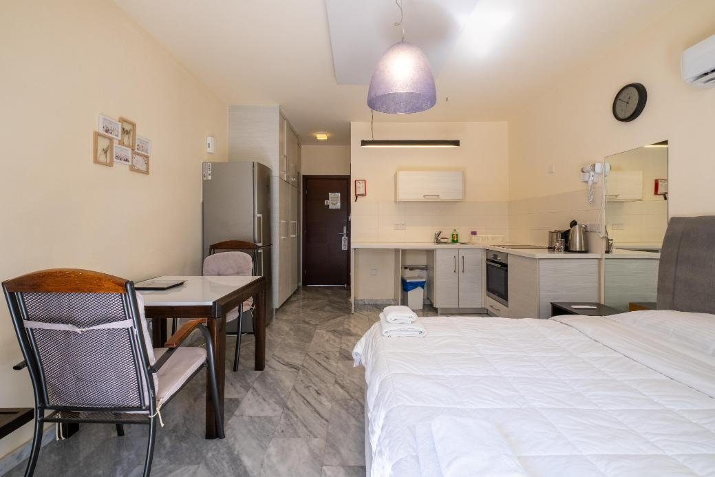 Studio apartment with jacuzzi in Latchi, Paphos — photo 8
