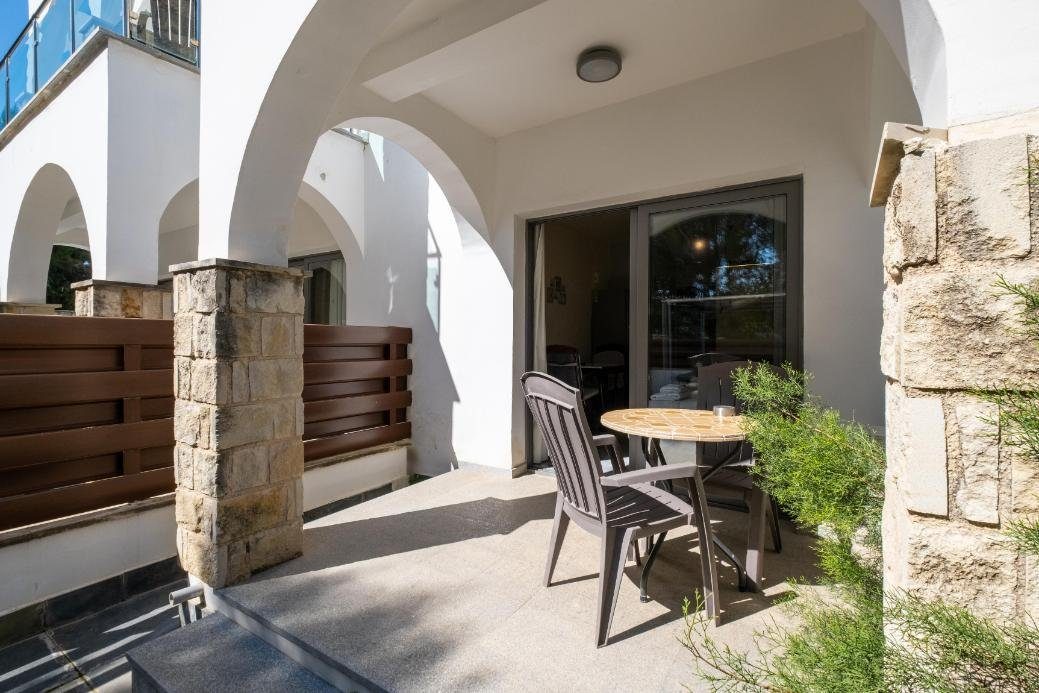 Studio apartment with jacuzzi in Latchi, Paphos — photo 3