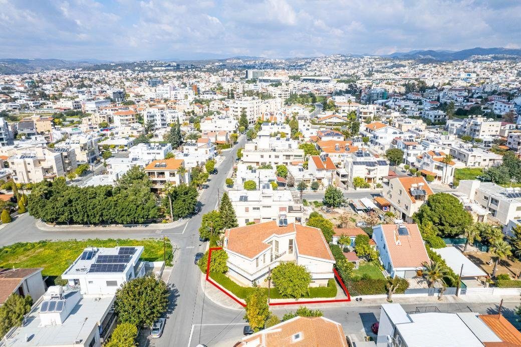 4 bedroom house in Apostoloi Petros and Pavlos, Limassol photo 10