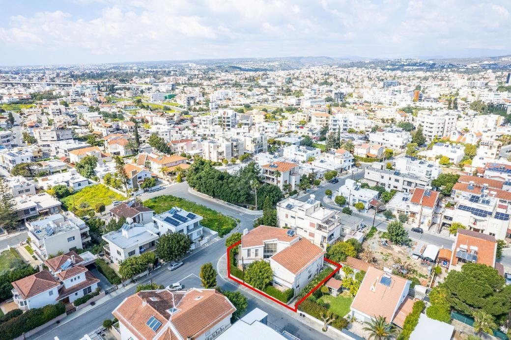 4 bedroom house in Apostoloi Petros and Pavlos, Limassol photo 8