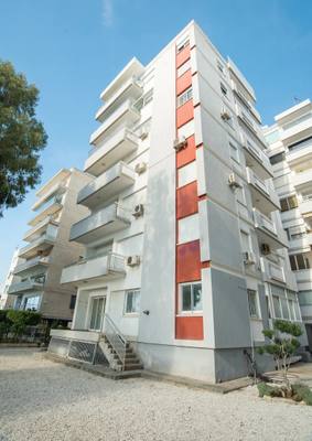 3 BR Seafront Apartment in Agios Tychonas, Limassol thumbnail 15
