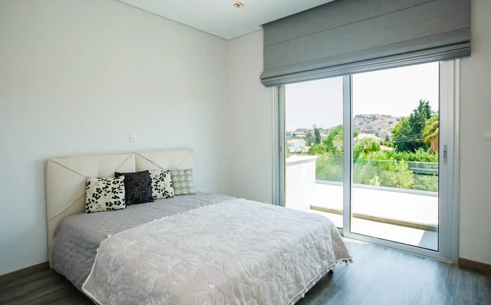 4 BR Villa in Agios Tychonas, Limassol photo 9