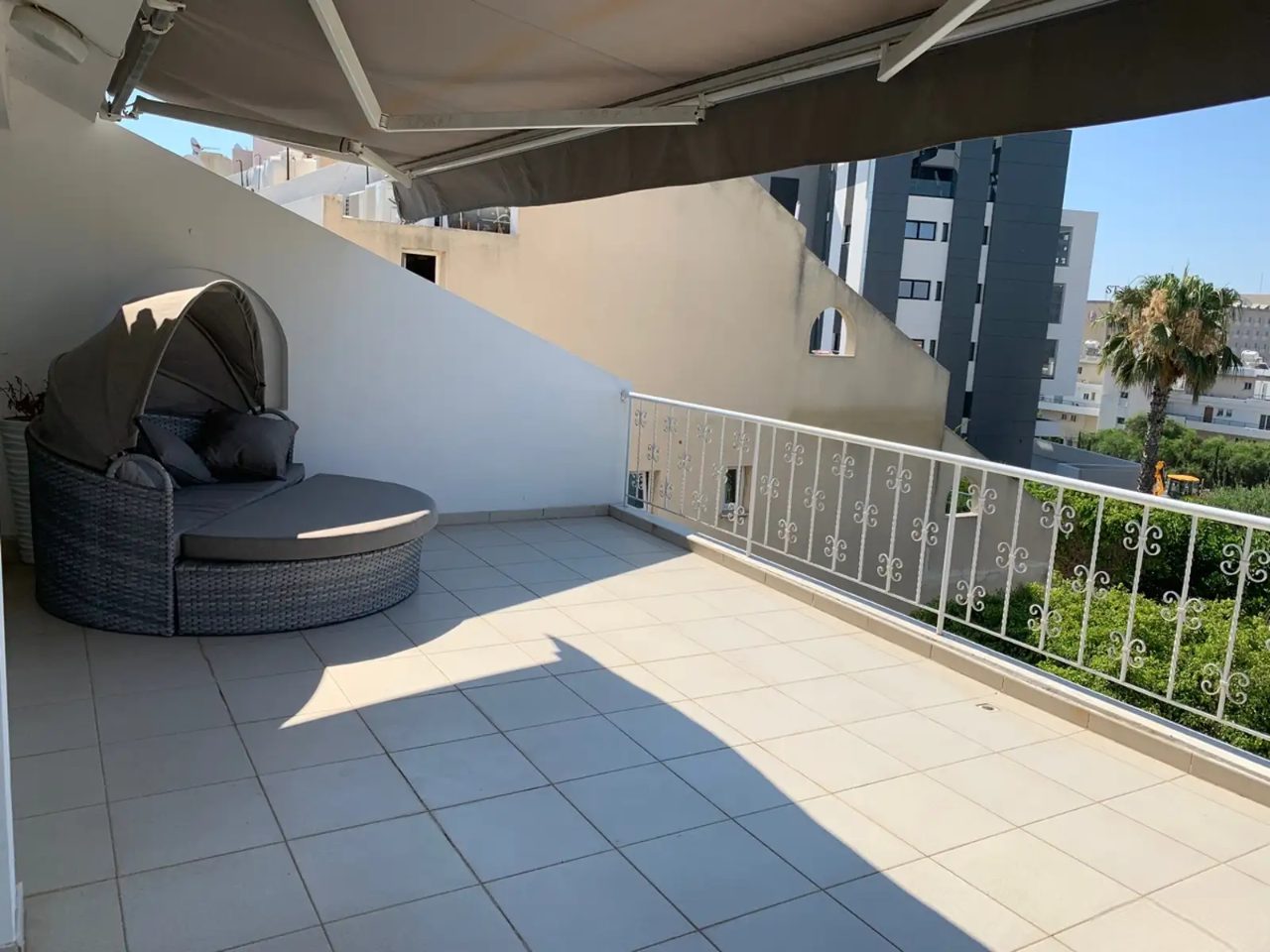 3 BR Penthouse in Parekklisia Tourist Area, Limassol photo 10