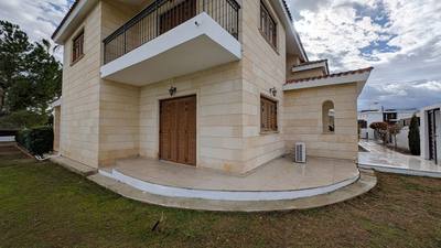 Luxurious Mansion in Agios Georgios, Latsia, Nicosia thumbnail 43