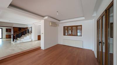Luxurious Mansion in Agios Georgios, Latsia, Nicosia thumbnail 17