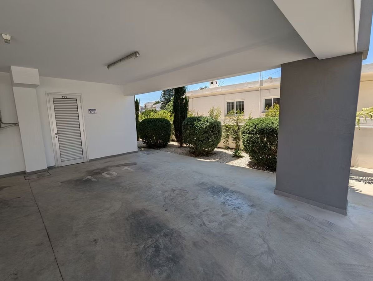 2 BR Apartment in Mesa Geitonia, Limassol photo 11