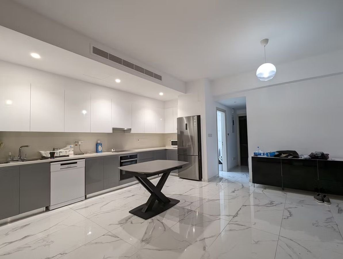 2 BR Apartment in Mesa Geitonia, Limassol — photo 2