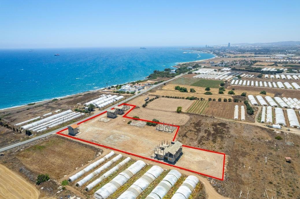 Incomplete residential complex in Maroni, Larnaca photo 3