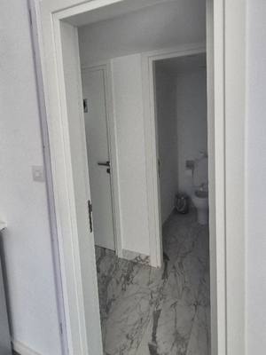 Fully Renovated Office in Agia Zoni, Limassol thumbnail 7