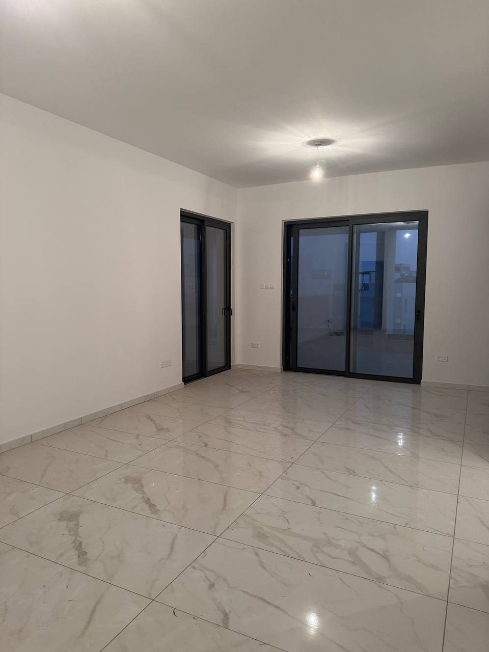 3 BR Penthouse in Agios Athanasios, Limassol photo 4